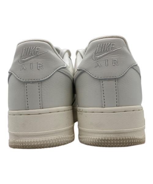 NIKE（ナイキ）NIKE (ナイキ) エア フォース 1 LOW By You ホワイト サイズ:28の古着・服飾アイテム