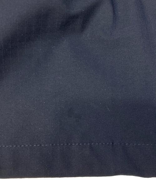 ROGER EGGER（ロジャーエーガー）ROGER EGGER (ロジャーエーガー) マウンテンパーカー ブラック サイズ:Lの古着・服飾アイテム