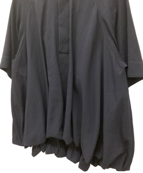 ENFOLD（エンフォルド）ENFOLD (エンフォルド) BALLOON HALF-SLEEVE BLOUSE ネイビー サイズ:38の古着・服飾アイテム