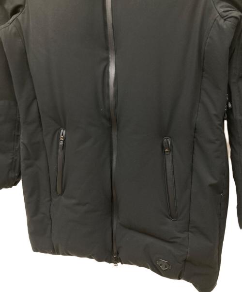DESCENTE（デサント）DESCENTE (デサント) 水沢ダウンジャケット ブラック サイズ:Lの古着・服飾アイテム
