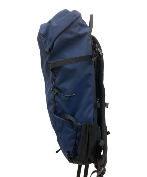 ARC'TERYX（アークテリクス）ARC'TERYX (アークテリクス) リュック ネイビー×ブラックの古着・服飾アイテム