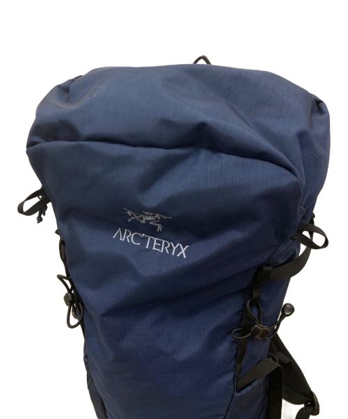 ARC'TERYX（アークテリクス）ARC'TERYX (アークテリクス) リュック ネイビー×ブラックの古着・服飾アイテム