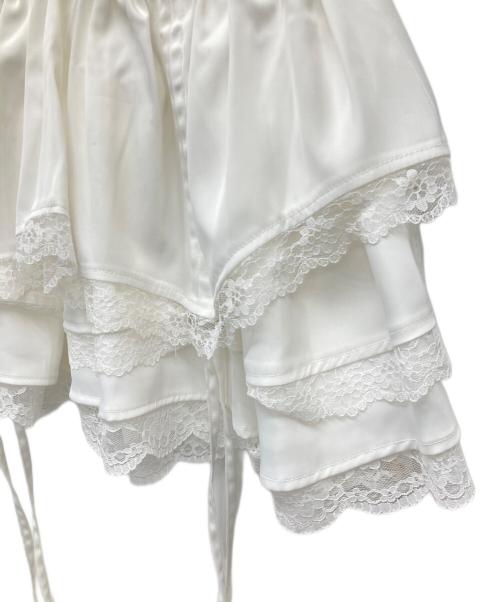 darich（ダーリッチ）darich (ダーリッチ) シャーリングフリルミニスカート ホワイト サイズ:FREE 未使用品の古着・服飾アイテム