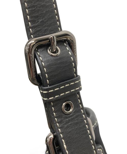 BURBERRY LONDON（バーバリーロンドン）BURBERRY LONDON (バーバリーロンドン) セミショルダーバッグ ブラックの古着・服飾アイテム