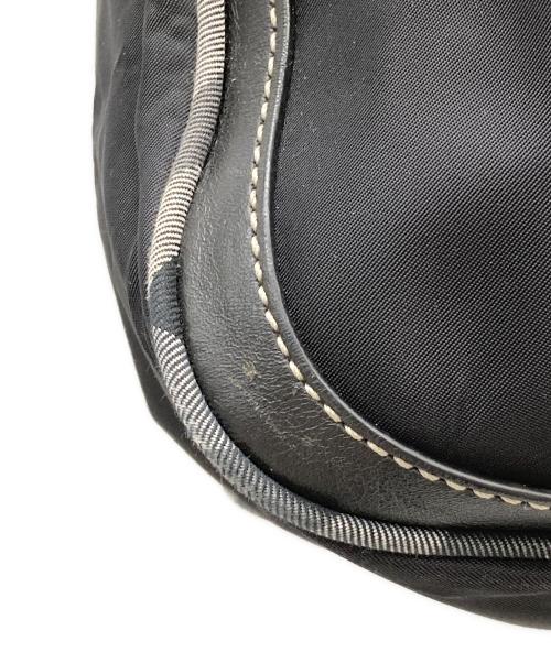 BURBERRY LONDON（バーバリーロンドン）BURBERRY LONDON (バーバリーロンドン) セミショルダーバッグ ブラックの古着・服飾アイテム