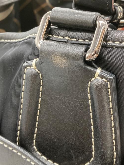 BURBERRY LONDON（バーバリーロンドン）BURBERRY LONDON (バーバリーロンドン) セミショルダーバッグ ブラックの古着・服飾アイテム