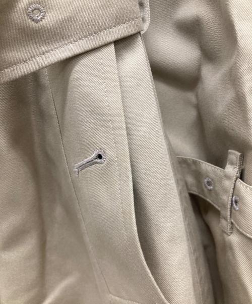 Burberry's（バーバリー）Burberry's (バーバリーズ) ダブルトレンチコート カーキ サイズ:Mの古着・服飾アイテム