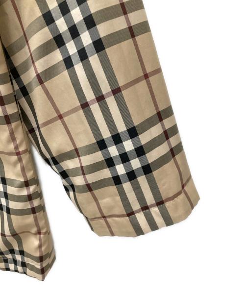BURBERRY LONDON（バーバリーロンドン）BURBERRY LONDON (バーバリーロンドン) リバーシブルキルティングジャケット ベージュ サイズ:Mの古着・服飾アイテム