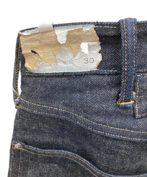 T.T（タイガ タカハシ）T.T (タイガ タカハシ) ボタンフライデニムパンツ インディゴ サイズ:30の古着・服飾アイテム