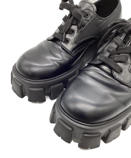 PRADA（プラダ）PRADA (プラダ) ブラッシュドレザー レースアップ シューズ ブラック サイズ:7の古着・服飾アイテム