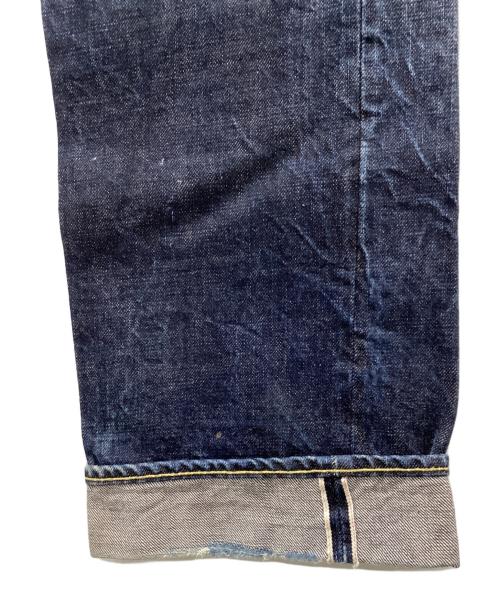 BURGUS PLUS（バーガスプラス）BURGUS PLUS (バーガスプラス) デニムパンツ インディゴ サイズ:33の古着・服飾アイテム