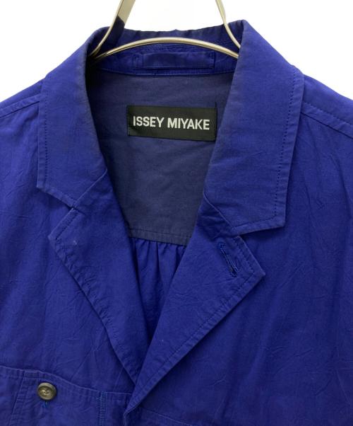 ISSEY MIYAKE（イッセイミヤケ）ISSEY MIYAKE (イッセイミヤケ) テーラードジャケット ブルー サイズ:Mの古着・服飾アイテム