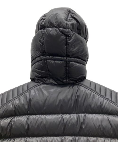 PRADA（プラダ）PRADA (プラダ) 三角プレートダウンジャケット ブラック サイズ:48の古着・服飾アイテム