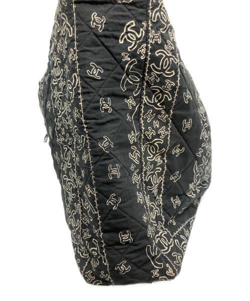 CHANEL（シャネル）CHANEL (シャネル) バンダナ型キルティングトートバッグ ブラックの古着・服飾アイテム