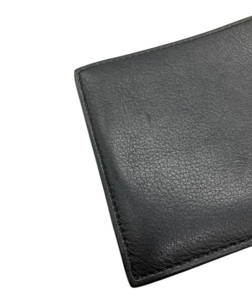 Salvatore Ferragamo（サルヴァトーレ フェラガモ）Salvatore Ferragamo (サルヴァトーレ フェラガモ) マイクロスタッズロゴウォレット ブラック×レッドの古着・服飾アイテム