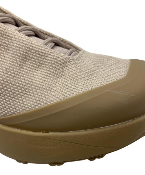 ARC'TERYX（アークテリクス）ARC'TERYX (アークテリクス) シューズ ベージュ サイズ:25.5の古着・服飾アイテム