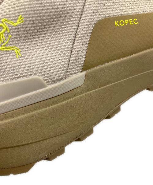 ARC'TERYX（アークテリクス）ARC'TERYX (アークテリクス) シューズ ベージュ サイズ:25.5の古着・服飾アイテム