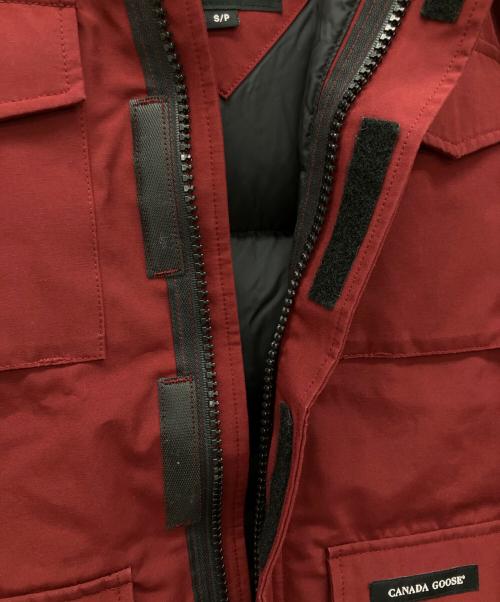 CANADA GOOSE（カナダグース）CANADA GOOSE (カナダグース) ダウンジャケット レッド サイズ:Sの古着・服飾アイテム