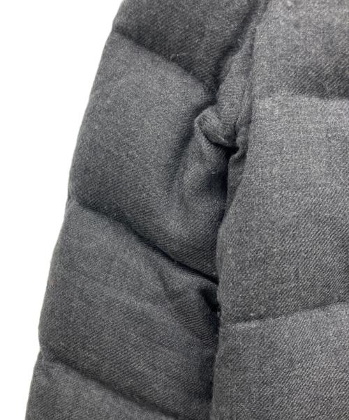 MONCLER（モンクレール）MONCLER (モンクレール) ダウンジャケット グレー サイズ:不明の古着・服飾アイテム