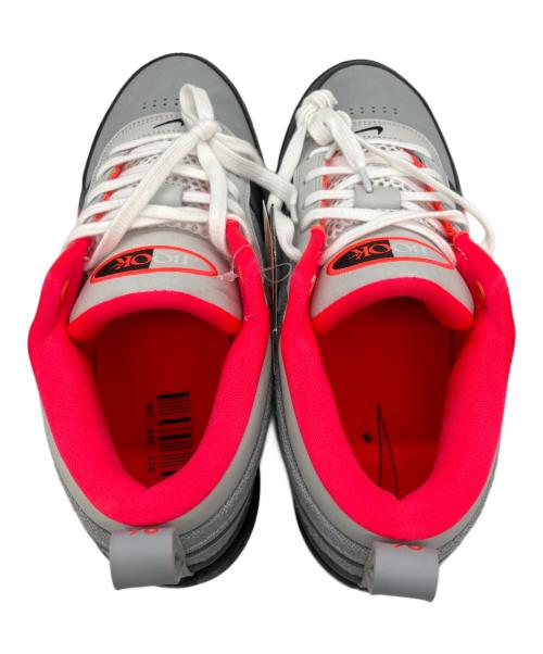 NIKE（ナイキ）NIKE (ナイキ) ローカットスニーカー グレー×蛍光ピンク サイズ:29 未使用品の古着・服飾アイテム