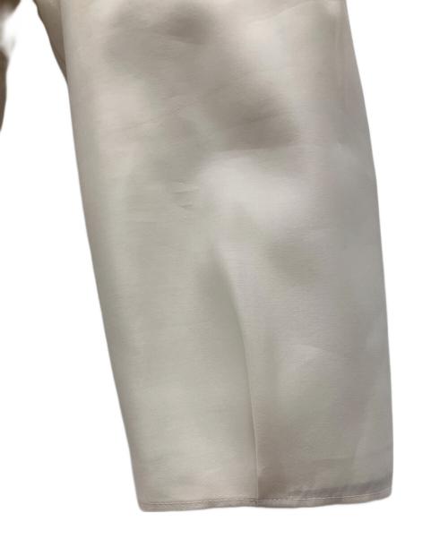 SEVEN TEN by MIHO KAWAHITO（セブン テン バイ ミホ カワヒト）SEVEN TEN by MIHO KAWAHITO (セブン テン バイ ミホ カワヒト) シアーオーガンジーコート ホワイト×ベージュ サイズ:ＸＳ 未使用品の古着・服飾アイテム