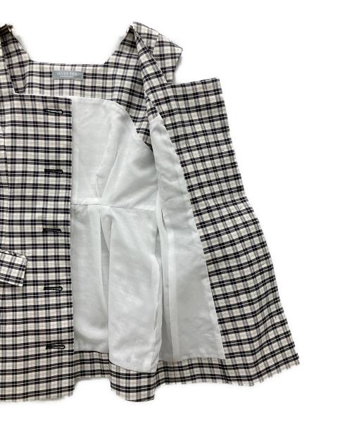 SEVEN TEN by MIHO KAWAHITO（セブン テン バイ ミホ カワヒト）SEVEN TEN by MIHO KAWAHITO (セブン テン バイ ミホ カワヒト) スクエアネックジレ ブラック×ホワイト サイズ:Sの古着・服飾アイテム