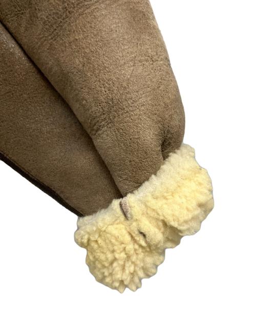 AVIREX（アヴィレックス）AVIREX (アヴィレックス) B-3 ムートンジャケット ブラウン サイズ:38の古着・服飾アイテム