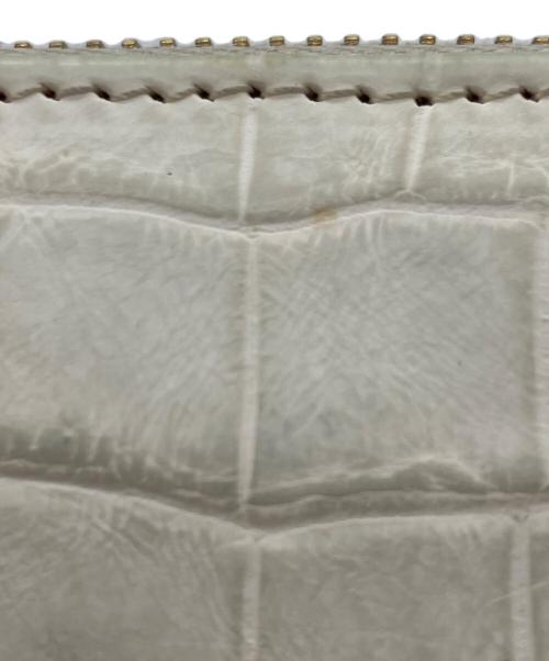 unkown（アンノウン）unkown (アンノウン) ラウンドファスナー長財布 ホワイトの古着・服飾アイテム