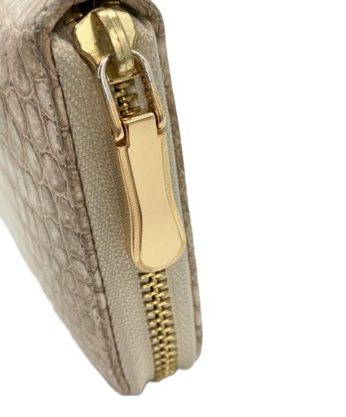 unkown（アンノウン）unkown (アンノウン) ラウンドファスナー長財布 ホワイトの古着・服飾アイテム