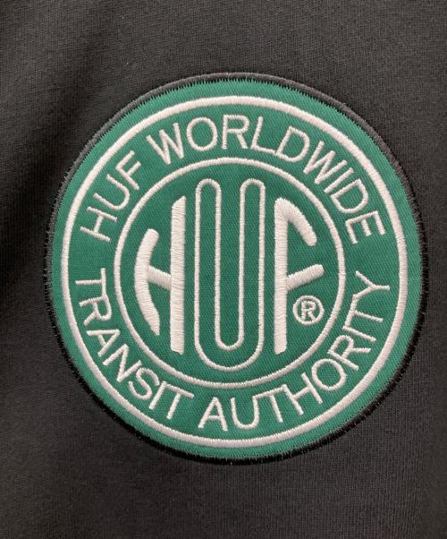 HUF（ハフ）HUF (ハフ) TRANSIT AUTHORITY CREWNECK ブラック サイズ:XLの古着・服飾アイテム