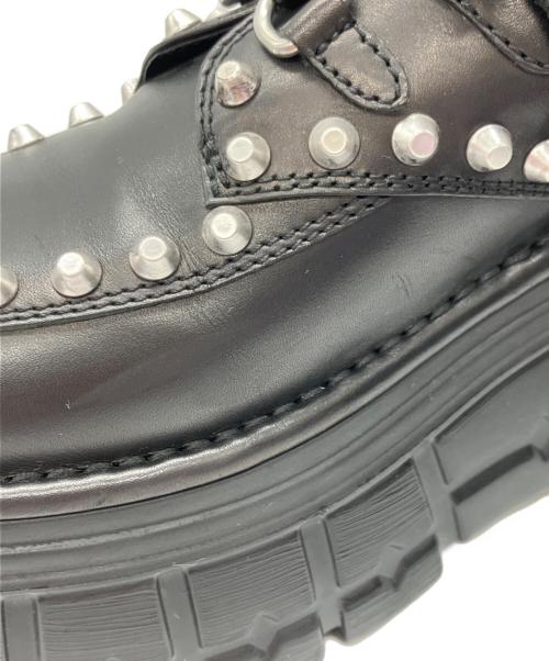 MIU MIU（ミュウミュウ）MIU MIU (ミュウミュウ) スタッズ付厚底スニーカー ブラック サイズ:38の古着・服飾アイテム