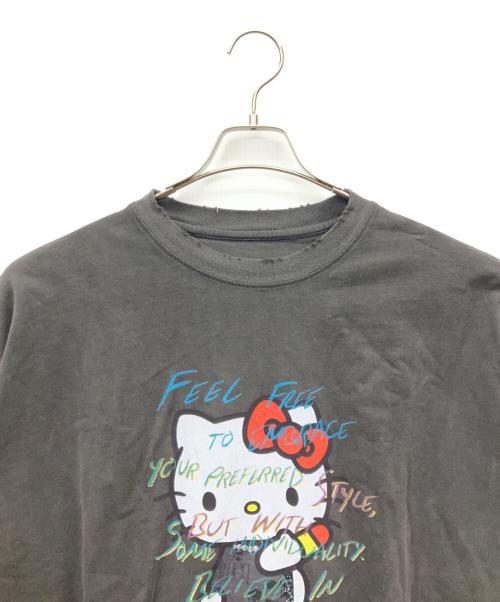 Ameri（アメリ）Ameri (アメリ) HELLO KITTY×Ameri DAMAGE LONG TEE チャコールグレー サイズ:不明の古着・服飾アイテム