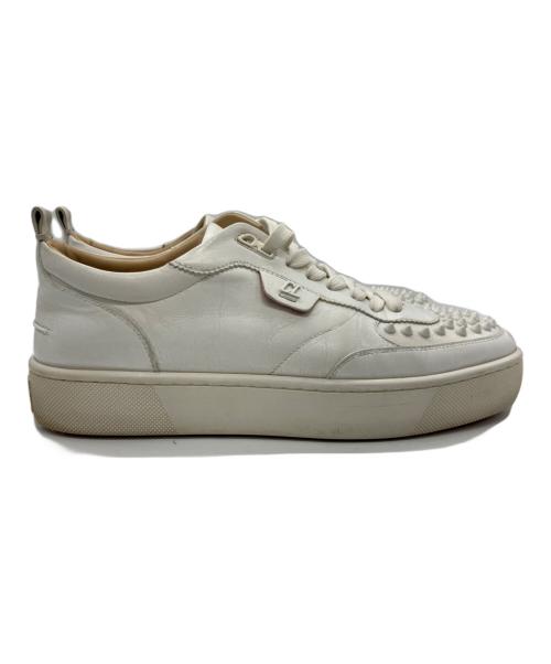 Christian Louboutin（クリスチャン・ルブタン）Christian Louboutin (クリスチャン・ルブタン) HAPPYRUI SPIKESFLAT CALF ホワイト サイズ:27㎝の古着・服飾アイテム