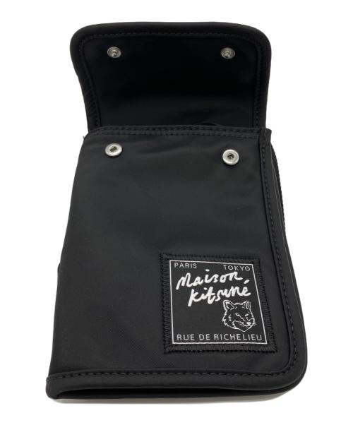 maison kitsune（メゾンキツネ）maison kitsune (メゾンキツネ) ショルダーポーチ ブラックの古着・服飾アイテム