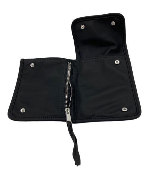 maison kitsune（メゾンキツネ）maison kitsune (メゾンキツネ) ショルダーポーチ ブラックの古着・服飾アイテム