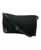 FENDIフェンディ）の古着「フラップワンショルダーバッグ」｜ブラック