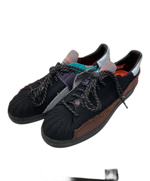 adidas（アディダス）adidas (アディダス) PHARRELL WILLIAMS (ファレルウィリアムス) ローカットスニーカー ブラック サイズ:28 未使用品の古着・服飾アイテム