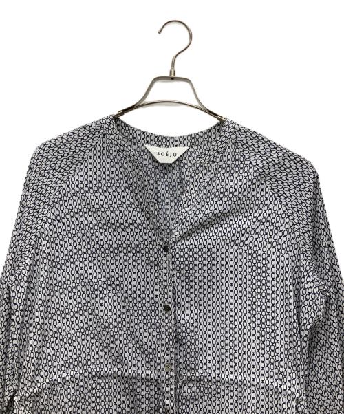 SOEJU（ソージュ）SOEJU (ソージュ) 長袖ワンピース ホワイト×ネイビー サイズ:Fの古着・服飾アイテム