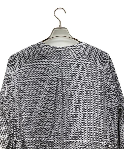 SOEJU（ソージュ）SOEJU (ソージュ) 長袖ワンピース ホワイト×ネイビー サイズ:Fの古着・服飾アイテム