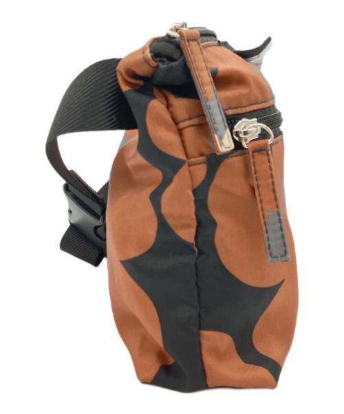 marimekko（マリメッコ）marimekko (マリメッコ) NEAT CROSSBODY UNIKKO S ブラック×ブラウンの古着・服飾アイテム