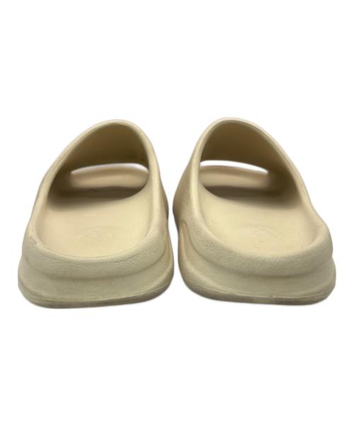 adidas（アディダス）adidas (アディダス) YEEZY SLIDE アイボリー サイズ:27.5の古着・服飾アイテム