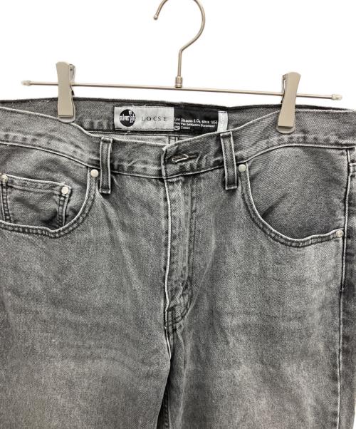 LEVI'S（リーバイス）LEVI'S (リーバイス) ルーズフィット デニムパンツ グレー サイズ:W32L32の古着・服飾アイテム