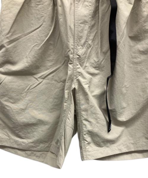 GRAMICCI（グラミチ）GRAMICCI (グラミチ) NYLON LOOSE SHORT アイボリー サイズ:Mの古着・服飾アイテム