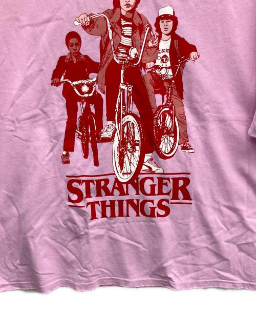 little sunny bite（リトルサニーバイト）little sunny bite (リトルサニーバイト) STRANGER THINGS (ストレンジャーシングス) 半袖カットソー ピンク サイズ:Ｓの古着・服飾アイテム