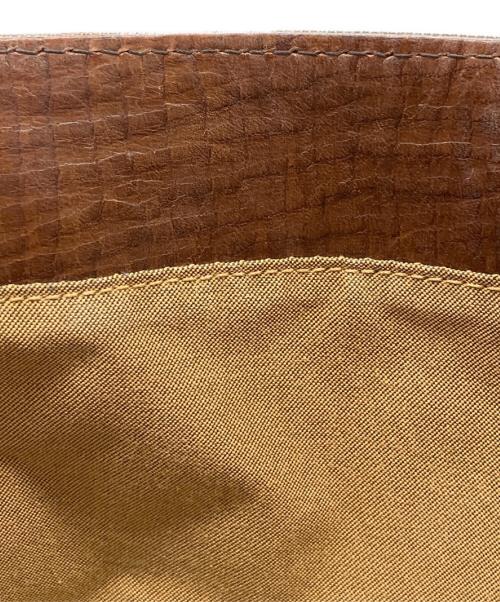FENDI（フェンディ）FENDI (フェンディ) ハンドバッグ ブラウンの古着・服飾アイテム