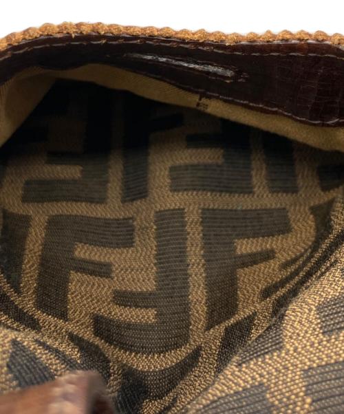 FENDI（フェンディ）FENDI (フェンディ) ハンドバッグ ブラウンの古着・服飾アイテム