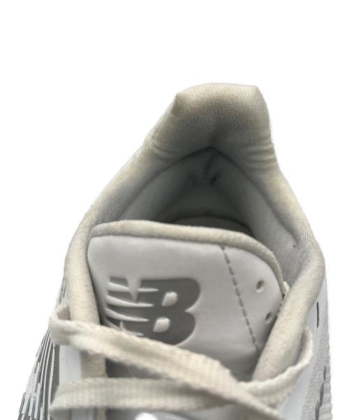 NEW BALANCE（ニューバランス）NEW BALANCE (ニューバランス) バスケットボールシューズ ホワイト サイズ:31cmの古着・服飾アイテム