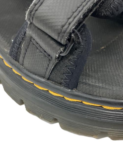 Dr.Martens（ドクターマーチン）Dr.Martens (ドクターマーチン) マルチストラップサンダル ブラック サイズ:UK7の古着・服飾アイテム
