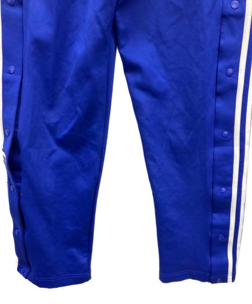 adidas（アディダス）adidas (アディダス) アディブレイクトラックパンツ ブルー サイズ:L 未使用品の古着・服飾アイテム