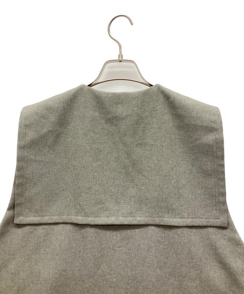 YOIHI（ヨイヒ）YOIHI (ヨイヒ) ベスト グレー サイズ:FREEの古着・服飾アイテム